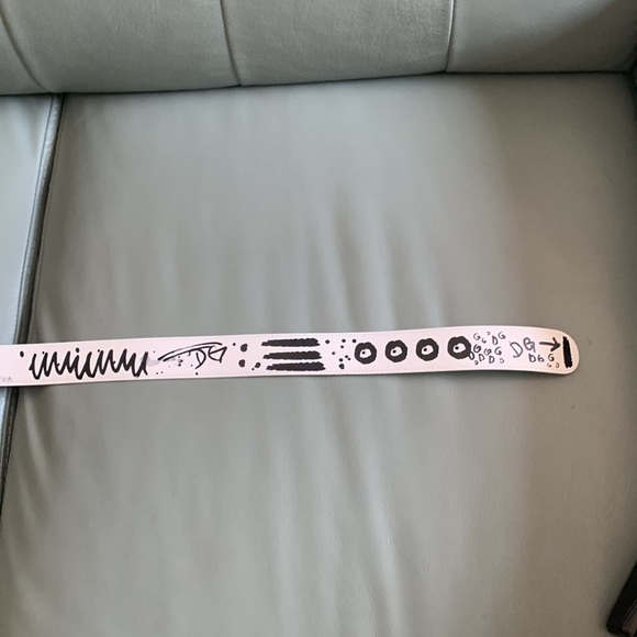 Dolce&Gabbana DG Logo Buckle Graffiti Leather Belt - Picture 4 of 12